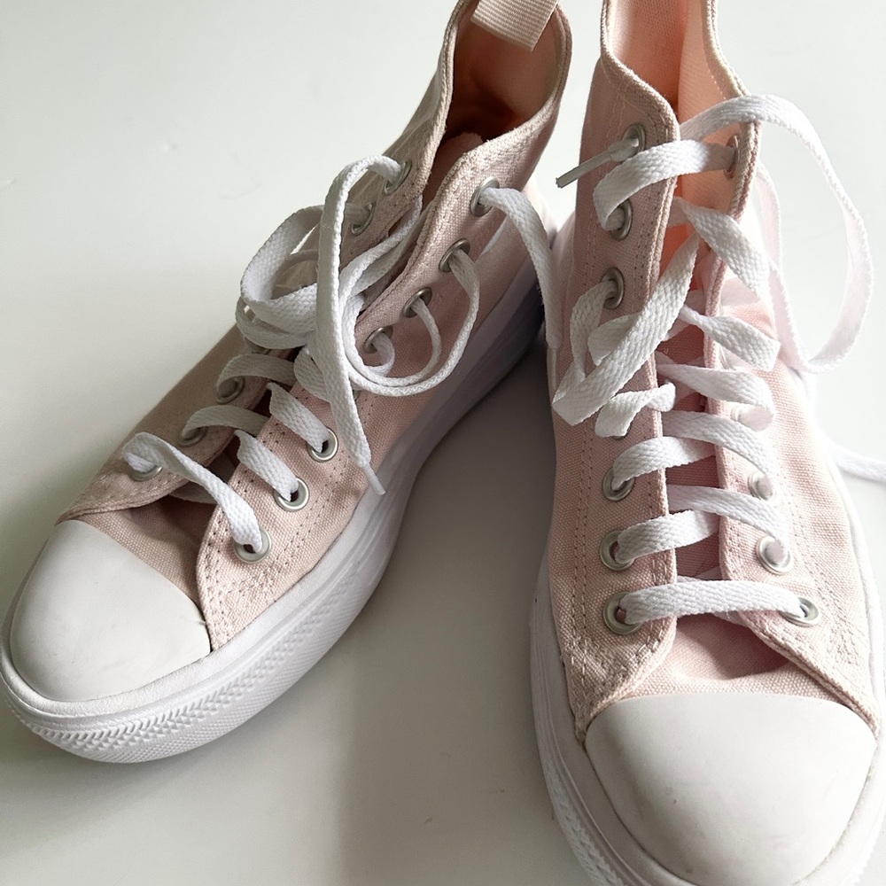 Converse Women's Light Pink High-Top Platform Sneakers